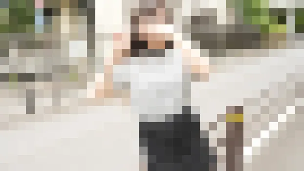 舌を出しピースでアヘ顔晒しちゃう百戦錬磨の娘